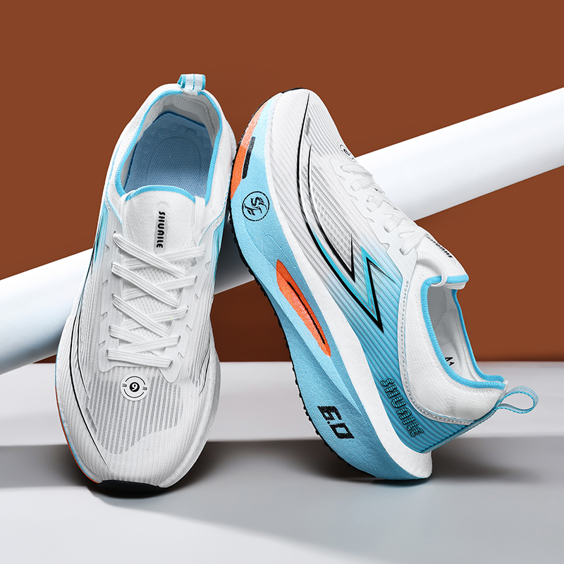 Carbon Plate Marathon Running  - đánh giá và giá Running Z